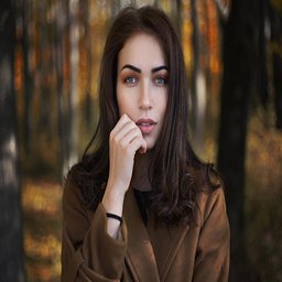 大炕上泄欲老女人：传统与现代生活的交汇点